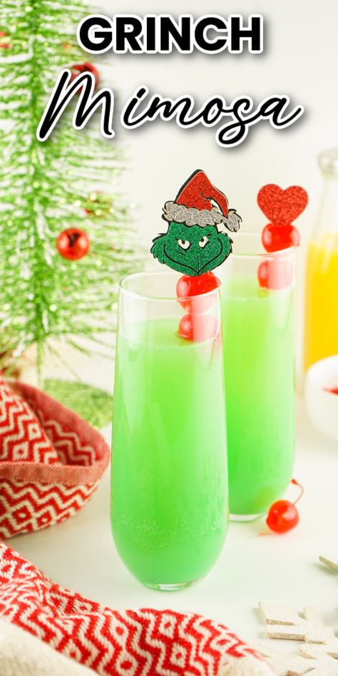 Grinch Champagne Drink, How To Make Grinch Mimosas, Mr Grinch Drink, Grinch Christmas Drink Holiday Cocktails, Grinch Alcholic Drink, Christmas Cocktails Grinch, Grinch Champagne, Grinch Juice Cocktail, Christmas Mimosas Champagne