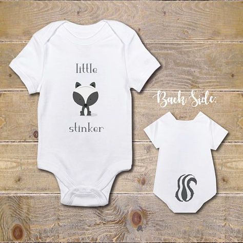 Trendy Baby Onesies, Baby Mode, Idee Cricut, Cricut Baby, Animals Baby Shower, Clothes Shirt, Shower Bebe, Boy Onesie, Animal Baby Shower