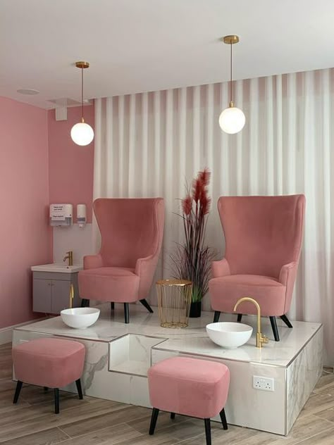 Pink Pedicure, Nail Salon Interior Design, Lash Room Decor, Beauty Room Salon, Spa Room Decor, Spa Interior Design, Salon Suites Decor, Zebra Blinds, Pedicure Chair