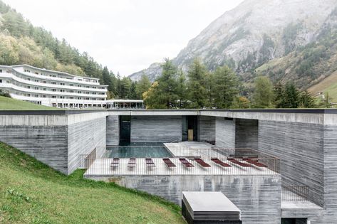 Peter Zumthor, Peter Zumthor House, Zumthor Architecture, Peter Zumthor Architecture, Therme Vals, Casa Wabi, Grass Roof, John Pawson, Thermal Bath