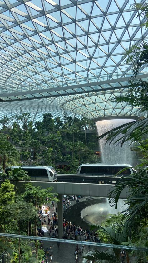 Travel Aesthetic Singapore, Bandara Singapore, Singapore Airport Aesthetic, Singapore Snap, Singapore Aesthetic Photography, Beautiful Airport, Singapore Aesthetic, Singapore View, Singapore Shopping