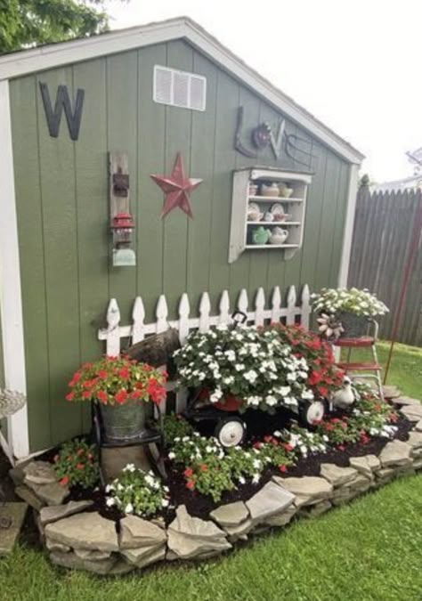 Pop Up Vendor, Pop Up Vendor Booth, Ranch Landscaping, Shed Landscaping, Front Yard Garden Design, Vendor Booth, Garden Decor Projects, Landscaping With Large Rocks, Stone Garden