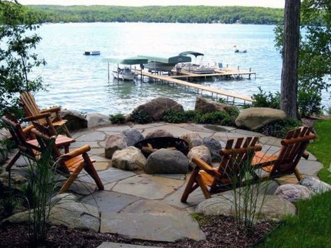 Top 60 Best Outdoor Fire Pit Seating Ideas - Backyard Designs Firepit Seating, Diy Fire Pit Ideas, Lake Landscaping, Outdoor Fire Pit Seating, Backyard Seating Area, Fire Pit Furniture, Stone Patio, Seating Ideas, Lakeside Living