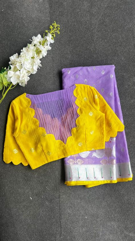 Scallops Blouse Design, Blouse Designs For Normal Saree, Blouse Neck Designs Latest Fancy, Blouse Less Designs Latest, Contrast Blouse Designs Latest, Fancy Blouses For Pattu Sarees, Party Wear Sarees Blouse Designs, Scallop Border Saree, Contrast Saree And Blouse