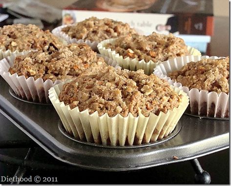 Texas-Sized Muffins: Large muffins filled with everything good! Jumbo Muffin Recipes, Morning Glory Muffins Recipe, Glory Muffins, Morning Glory Muffins, Jumbo Muffins, Breakfast Burritos Recipe, Muffins Recipes, Carrot Cake Muffins, Muffin Tin Recipes