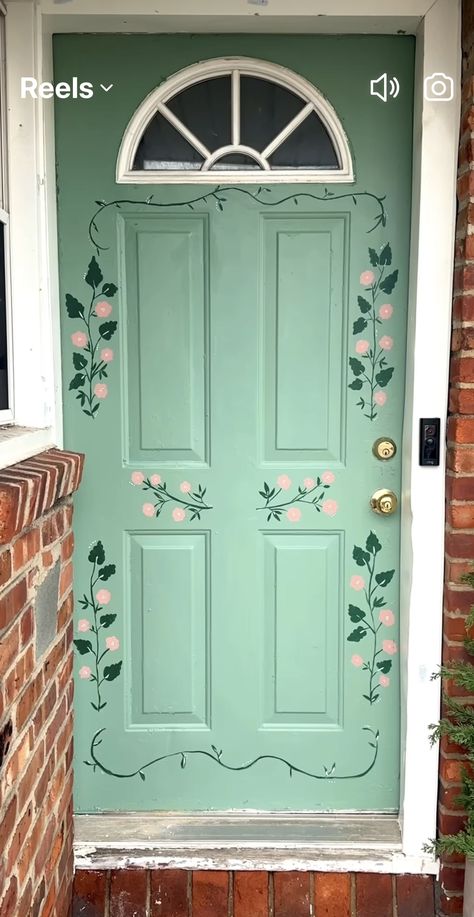 Pastel Green Front Door, Floral Painted Front Door, Painted Bathroom Door Ideas, Fun Painted Doors, Hand Painted Front Door, Flower Painted Door, Door Stencil Ideas, Painted Door Bedroom, Hand Painted Doors