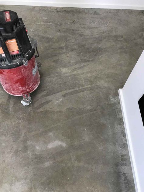 Diy Polished Concrete Floor, Bathroom Concrete Floor, Finished Concrete Floors, Seal Concrete Floor, Concrete Floors Diy, Concrete Floors In House, Epoxy Concrete Floor, Concrete Basement Floors, Concrete Tile Floor