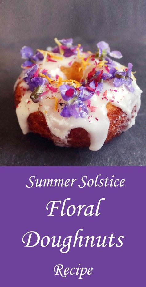 Essen, Litha Celebration, Litha Summer Solstice, Moon Food, Summer Solstice Party, Midsummer's Eve, Solstice Party, Kitchen Witch Recipes, Doughnut Recipe