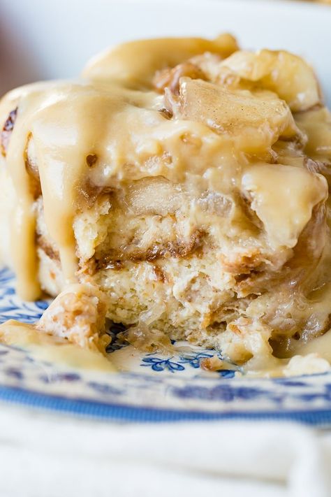 Apple Pie Bread Pudding with Vanilla Sauce Bread Pudding Recipe With Vanilla Sauce, Apple Pie Bread Pudding, Bread Pudding With Vanilla Sauce, Apple Bread Pudding Recipe, Bread Pudding Sauce, Apple Pie Bread, Bread Pudding With Apples, Oh Sweet Basil, Vanilla Sauce