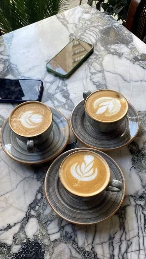 Coffee Aesthetic Instagram Story, Espresso Love, Food Captions, Pretty Coffee, Tea Snacks, Coffee Shop Aesthetic, Coffee Barista, Coffee Obsession, Local Coffee Shop