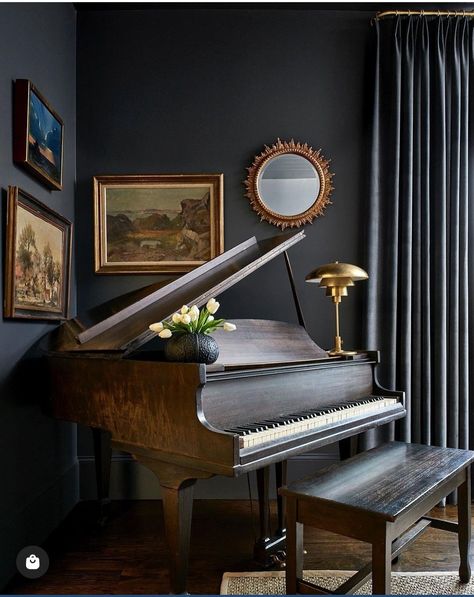 Grand Piano Decor, Piano Room Design, Grand Piano Living Room, Grand Piano Room, Piano Room Decor, Company Interior Design, Piano Living Rooms, Piano Lounge, Company Interior