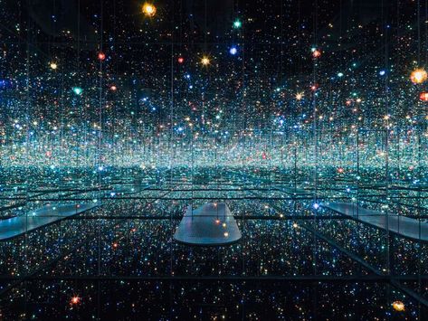 Infinity Mirrored Room-The Souls of Millions of Light Years Away - Yayoi Kusama Pier Santa Monica, Infinity Mirror Room, Infinity Mirrors, Neon Rouge, Infinity Room, The Broad Museum, Experiential Art, Hirshhorn Museum, Claes Oldenburg