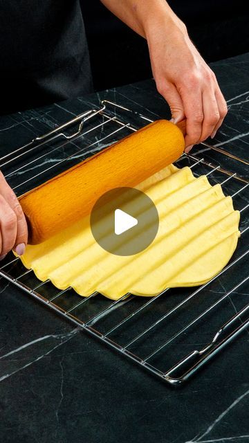 Recipes With Puff Pastry Sheets, Recipes Using Puff Pastry Sheets, Cookrate Cakes, Easy Puff Pastry Desserts, Puff Pastry Cake, Pulled Pork Leftover Recipes, Pastries Recipes Dessert, Charlotte Cake, Roasted Hazelnuts