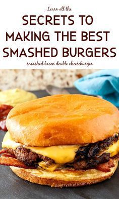 Smashed Burgers, Griddle Cooking Recipes, Smash Burger Recipe, Burger Recipes Beef, Best Burger Recipe, Cheeseburger Recipe, Double Cheeseburger, Griddle Recipes, Griddle Cooking