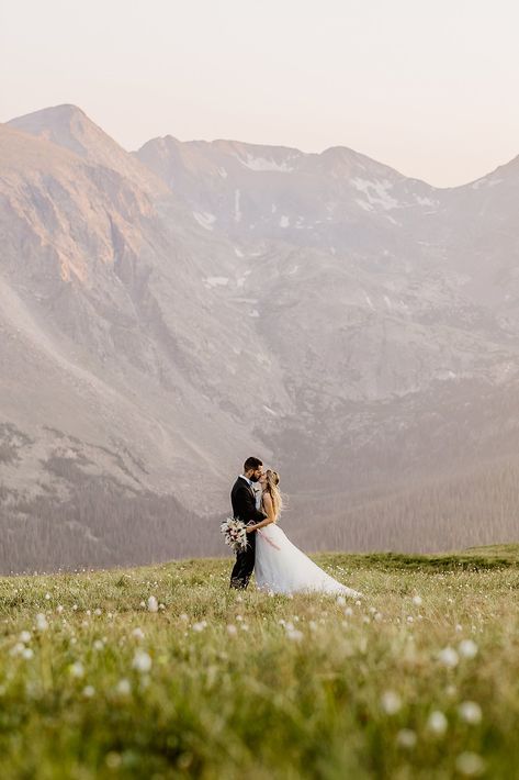 Summer Wedding In The Mountains, Aspen Colorado Elopement, Estes Park Wedding Photos, Wedding Photo Mountain, Summer Mountain Elopement, Mountain Elopement Dress Summer, Wedding In The Mountains Colorado, Rocky Mountain National Park Engagement Photos, Summer Mountain Wedding Dress