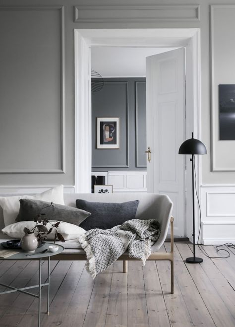 Grey living room ideas: 25 gorgeous ways to inspire your scheme | Real Homes Modern Grey Living Room, Gray Living Room Design, Furnitur Ruang Keluarga, Minimal Living Room, Inspire Me Home Decor, 아파트 인테리어, Living Room Scandinavian, Interior Modern, Gray Interior