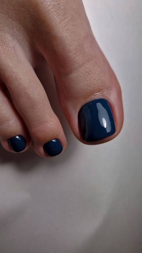 Nail Ideas, [13 лют, 2024, 1:24 AM] Gentle pedicure for you Ideas for pedicure and manicure for any mood Blue Pedicure, Blue Toe Nails, Pedicure And Manicure, Pedicure Designs Toenails, Pedicure Colors, Gel Toe Nails, Pretty Nail Colors, Toe Nail Color, Pretty Toe Nails