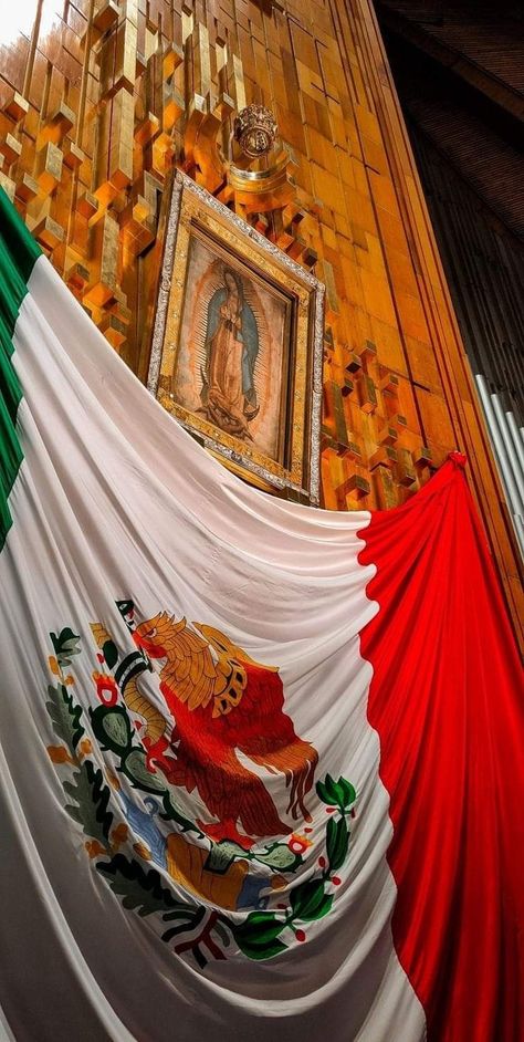 Mexican Catholic Art, Mexican American Culture, Mexico Wallpaper, Vw R32, Hispanic Aesthetic, Chicano Love, Catholic Wallpaper, Virgin Mary Art, Mexican Culture Art