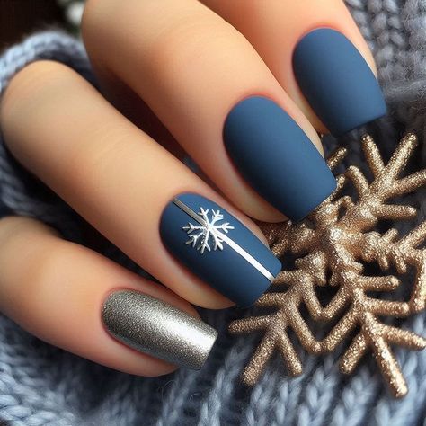 Beginner Nails Ideas, Matte Blue Winter Nails, Dark Blue Matte Nails Design, Holiday Nails Blue And Silver, Matt Winter Nails, Winter Nail Art 2024, Winter Navy Nails, Christmas Nail Art Blue, Christmas Nails2024