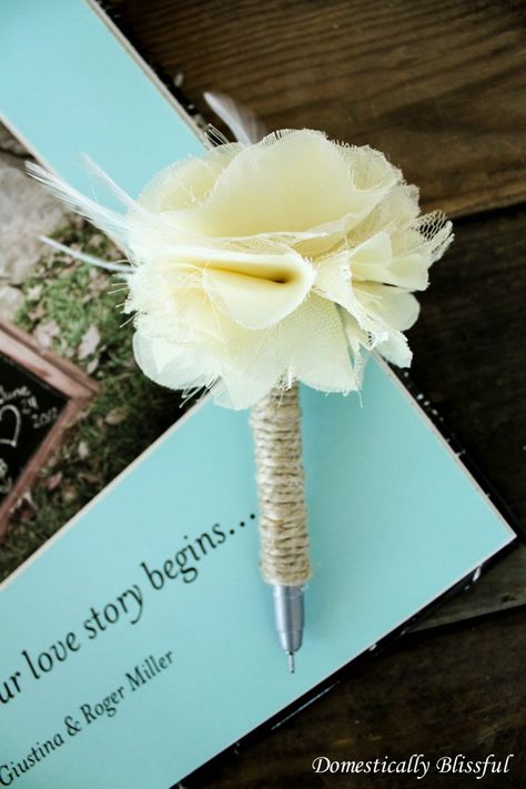 DIY Pen for your Guest Book Wedding Guest Book Pen, Diy Pen, Diy Guest Book, Wedding Pen, Invitation Fonts, Pen Diy, Dental School, Blue Wedding Flowers, Ideas For Wedding