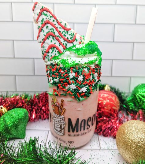 milkshakes, milkshake , dessert, Little Debbie, holiday treats, holiday desserts, sweet treats Christmas Freakshake, Christmas Tree Ice Cream, Milkshake Shop, Milkshake Bar, Edible Creations, Christmas Tree Cake, Black Christmas Trees, Tree Cakes, Holiday Desserts