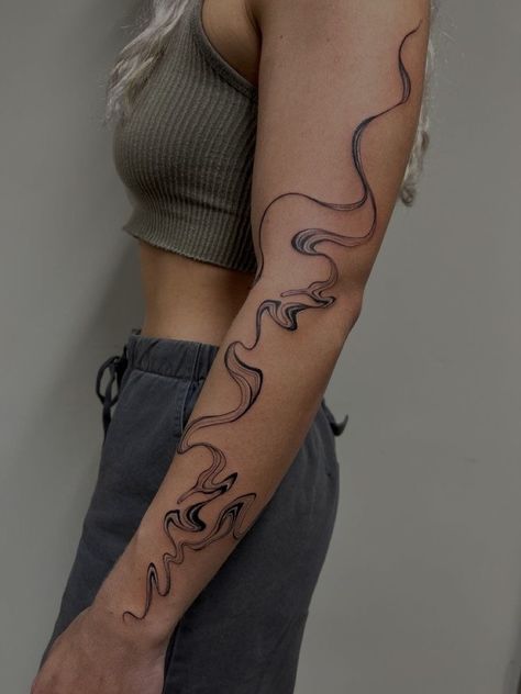 Swirl Tattoo, Abstract Tattoo Ideas, Abstract Tattoo Designs, Discreet Tattoos, Spine Tattoos, Subtle Tattoos, Best Tattoo Designs, Black Ink Tattoos, Elegant Tattoos