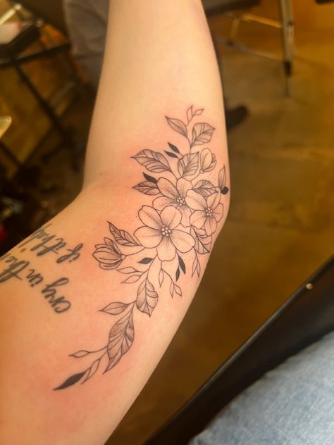 a floral piece i just got done that im deeply obsessed with. Floral Tattoo Side Of Arm, Floral Tattoo Around Elbow, Near Elbow Tattoos For Women, Adding Flowers To A Tattoo, Floral Tattoo Elbow, Inner Elbow Flower Tattoo, Elbow Crease Tattoos For Women, Inner Forearm Flower Tattoo, Flowers Around Words Tattoo