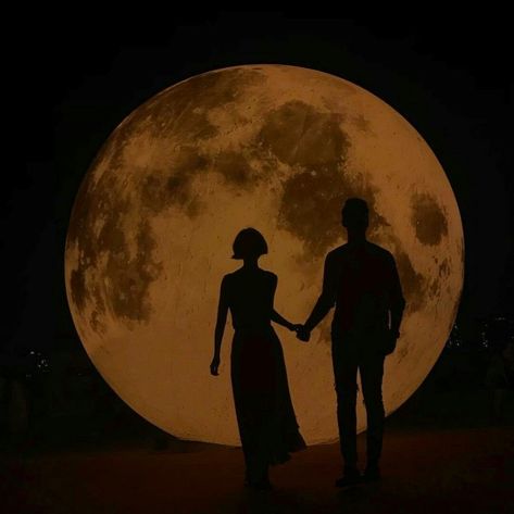 The Moon Is Beautiful, Dark Academia Aesthetic, Ride Or Die, This Is Love, 인물 사진, Two People, Couple Aesthetic, Aesthetic Photo, Dark Aesthetic