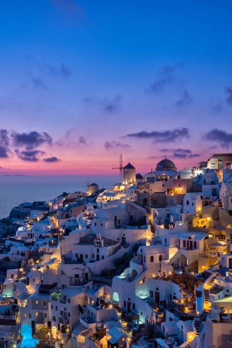 Greek Island Vacation, Greek Islands Aesthetic, Greek Island Aesthetic, Island Hopping Greece, Greece Island Hopping, Greek Places, Pretty Island, Greece City, Greek Holiday