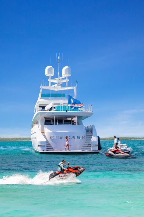 Dreaming of the perfect holiday escape? Make it a reality with a Private Yacht Vacation with Worth Avenue Yachts! 🛥️ Our experienced charter brokers and management team are here to ensure a seamless booking process and are prepared to exceed your expectations.  Contact: Inquiries@WorthAvenueYachts.com  #Yachting #YachtVacation #Travel #Charter #Bahamas Yacht Vacation, Expedition Yachts, Monaco Yacht Show, Yacht Builders, Fort Lauderdale Beach, Private Yacht, Monaco Grand Prix, A Yacht, Yacht For Sale