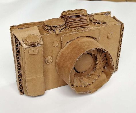 Cardboard Camera Creation Cardboard Camera, Cardboard Props, Cardboard Sculpture, Out Of Your Mind, Cardboard Art, Middle School Art, Corrugated Cardboard, Body Drawing, Cardboard Crafts