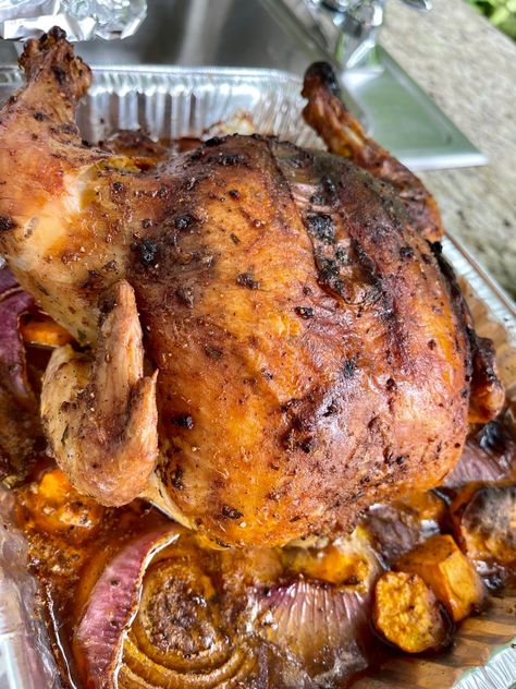 Whole Roasted Chicken On The Grill, Bbq Roasted Chicken, Whole Chicken On Grill, Grilled Whole Chicken Recipes, Grill Whole Chicken, Whole Chicken On The Grill, Bbq Whole Chicken, Oven Roasted Whole Chicken, Roast A Whole Chicken