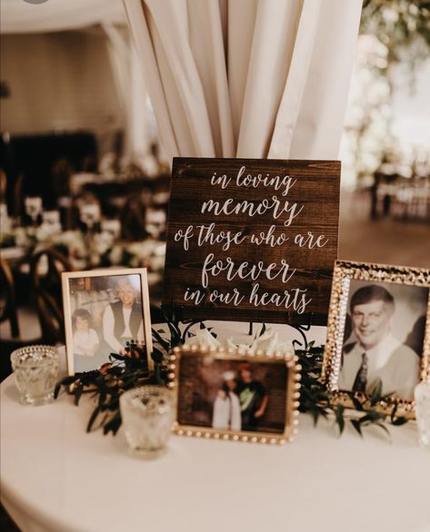 Nostalgic Wedding Ideas, Wedding Entry Table Ideas Entrance, Rustic Classy Wedding, Fall Reception Ideas, Forest Fairytale, Memory Table Wedding, Memory Table, Forever In Our Hearts, August Wedding