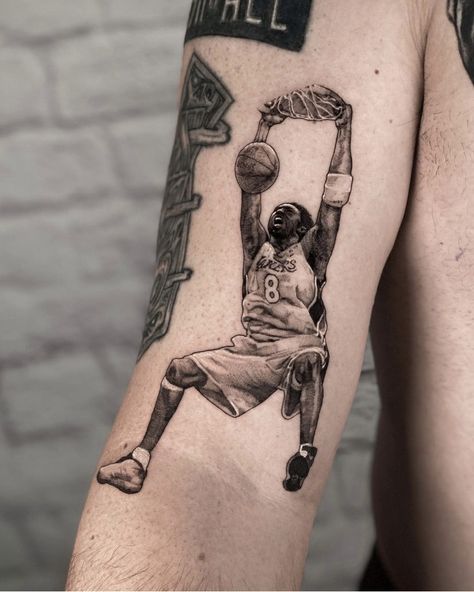 @g.yawny Kobe Bryant Tattoo Ideas, Kobe Bryant Tattoo, Kobe Tattoo, Jordan Tattoo, Skeleton Hand Tattoo, Realistic Tattoo, Tattoo Artwork, Greek Tattoos, Black Mamba