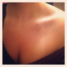 Collar Bone Piercing, Bone Piercing, Hip Tattoo Ideas, Hip Piercings, Inspirational Tattoo, Dermal Piercing, Cute Piercings, Laser Tattoo, Laser Tattoo Removal