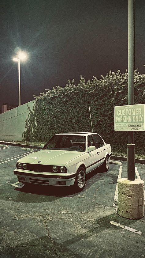 E30 Bmw Wallpaper, E36 M3 Wallpaper, Bmw E30 Wallpapers, Bmw 325is E30 Wallpaper, Bmw E36 Aesthetic, Bmw E30 Aesthetic, E30 Wallpaper, Old Bmw Wallpaper, Bmw E30 Wallpapers Aesthetic