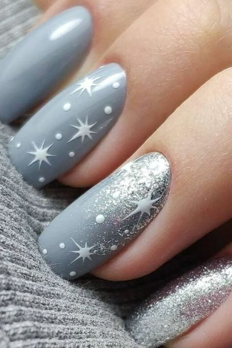 Pedicure Glitter, Kutek Disney, Nails Pretty, Christmas Gel Nails, Nails Winter, Her Nails, Nails White, Snowflake Nails, Pet Art