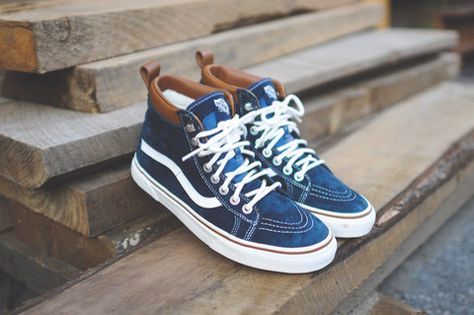 Vans Sk8 High-Top Vans Botita, Sk8 Hi Outfit, Skateboard Style, Tenis Vans, Sneaker Trend, Style Masculin, Classic Vans, Vans Sk8 Hi, Sk8 Hi