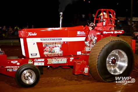 Pulling Teeth takes the Super Pro Farm class at the Madison Truck and Tractor Pull with Dustin Reynolds tractor. Truck And Tractor Pull, Nfl Football Art, Tractor Pulling, Football Art, The Madison, International Harvester, Nfl Football, Tractor, Nfl