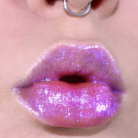 Flutter Lip Gloss - Ensley Reign Cosmetics Mermaid Lip Makeup, Cute Lip Ideas, Frosty Lips, Fun Lipstick, Gritty Texture, Eyeshadow Collection, Purple Lips, Loose Pigments, Your Smile