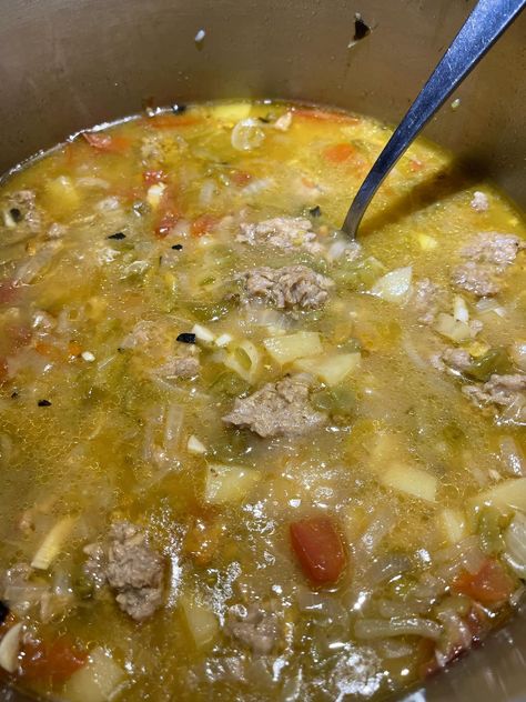 Perfect Green Chile Stew - Easy DIY Recipes Green Chile Stew New Mexico Ground Beef, Green Chile Macaroni Sopita, Green Chili Stew With Ground Beef, Green Chile Stew New Mexico, Green Chilli Stew, New Mexico Green Chili Stew, Tamales Casserole, New Mexico Green Chili, New Mexico Recipes