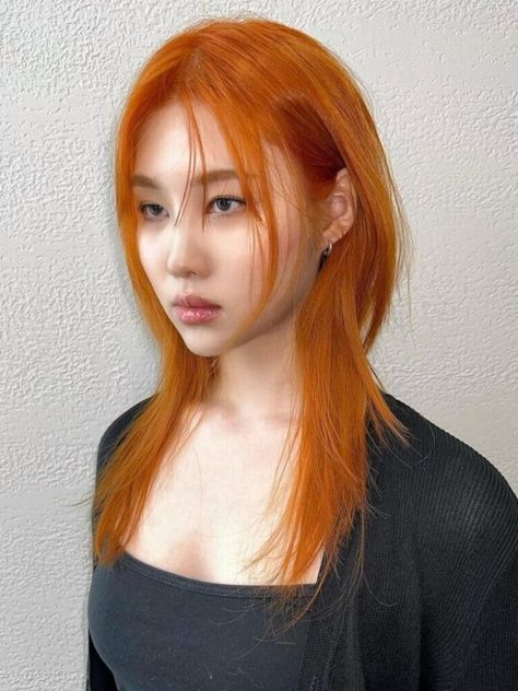 Hush Cut Medium Length, Orange Hair Makeup, Hush Cut Hair Long, Hush Cut Hair Short, Hush Cut With Bangs, Korean Hush Cut, Hush Haircut, Fox Haircut, Orange Hair Color