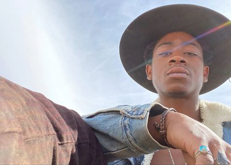 Rj Cyler, Attractive Actors, Hat With Patches, Feminine Art, The Princess And The Frog, Book Reviews, Feminine Energy, Cowboy Hat, Black People