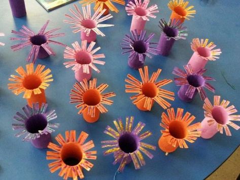 Reef Kids: Anemone Gardens – Reefs.com Cardboard Coral Reef Diy, How To Make Sea Anemone, Diy Sea Anemone, Diy Anemone, Submerged Vbs Decorations, Diy Coral Reef, Deep Sea Discovery Vbs, Coral Reef Craft, Ocean Commotion Vbs