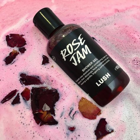 Lush Rose Jam, Jamming Aesthetic, Lush Shower Gel, Best Lush Products, Lush Aesthetic, Rose Jam, Lush Products, Lush Cosmetics, Aesthetic Roses