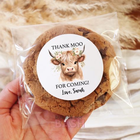 These highland cow favor stickers labels will make the perfect addition to any birthday party or baby shower!  Details * Stickers measure 2.5" * Semi-gloss sticker (not waterproof) * Clear cello bags can be added onto your order * Bags are food safe with a resealable adhesive closure * No food/candy included, bags are empty and ship flat Proofs are available for an additional fee. Highland Cow Food Ideas, Highland Cow Birthday Decorations, Highland Cow Bday Party, Highland Cow Party Decor, Highland Cow Party Favors, Hiland Cow Baby Shower Ideas, Boho Highland Cow Birthday Party, Highland Cow Party Ideas, Longhorn Baby Shower Ideas