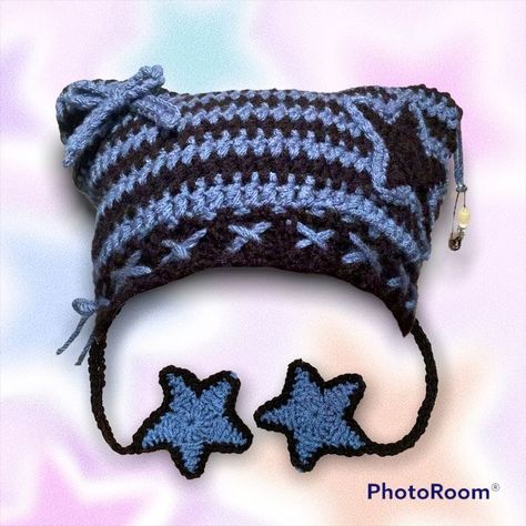 Crochet Hat Inspiration, Emo Crochet Patterns, Quick Things To Crochet, Cat Hat Crochet, Crochet Cat Beanie, Crochet Tutorial For Beginners, Cap Crochet, Crochet Cat Hat, Crochet Beanies