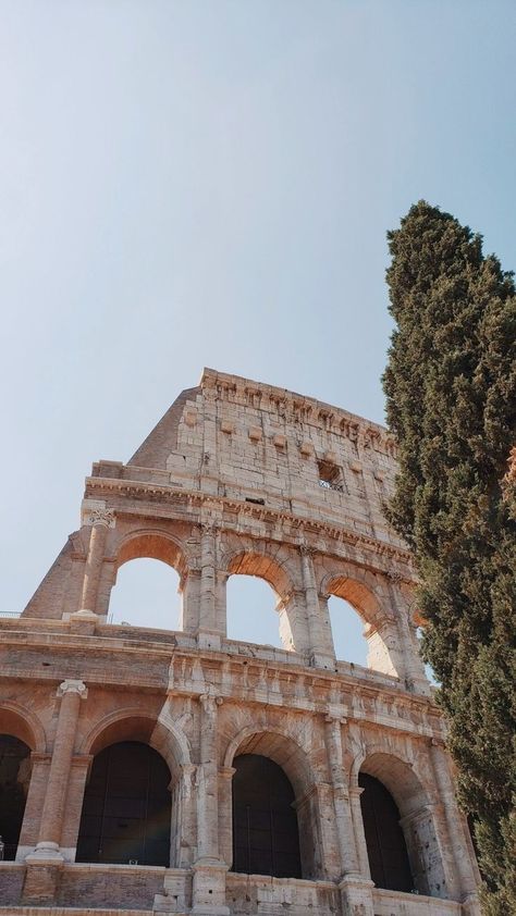 Fall Filter, Colosseum Italy, Italian Wallpaper, Italian Aesthetic, Colosseum Rome, Wallpaper Iphonewallpaper, Airbrush App, Beautiful Scenes, Travel Pictures Poses