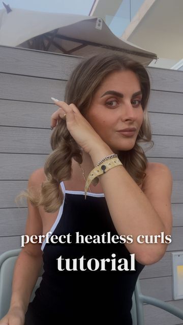 Lydia Rose on Instagram: "Heatless curls tutorial 👱‍♀️ the easiest way to get perfect waves on holiday!⁠ •⁠ I trialled a few different techniques while I was away & this was the one that worked the best:⁠ - Split hair in two and put into loose bunches.⁠ - Wrap hair around scrunchie until there's no hair left.⁠ - Leave to set while you get ready (on holiday I left mine 10-20 mins).⁠ •⁠ #fashiontips #hairtips #hairstyles #easyhair #updo #halfuphalfdown #blondehair #blondebalayage #simplehairstyle Heatless Curls Tutorial, Curls Tutorial, Heatless Curls Overnight, Basic Hairstyles, Perfect Waves, Curl Tutorial, Wrap Hair, Split Hair, Heatless Curls