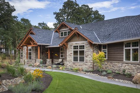 Popular Modern Farmhouse Plan With Wraparound Porch - Family Home Plans Blog One Story Craftsman House Plans, Craftsman Ranch House Plans, Craftsman Ranch, Floor Plans Ranch, Vaulted Great Room, Ranch House Plan, Ranch Style House Plans, Lake House Plans, Craftsman House Plan